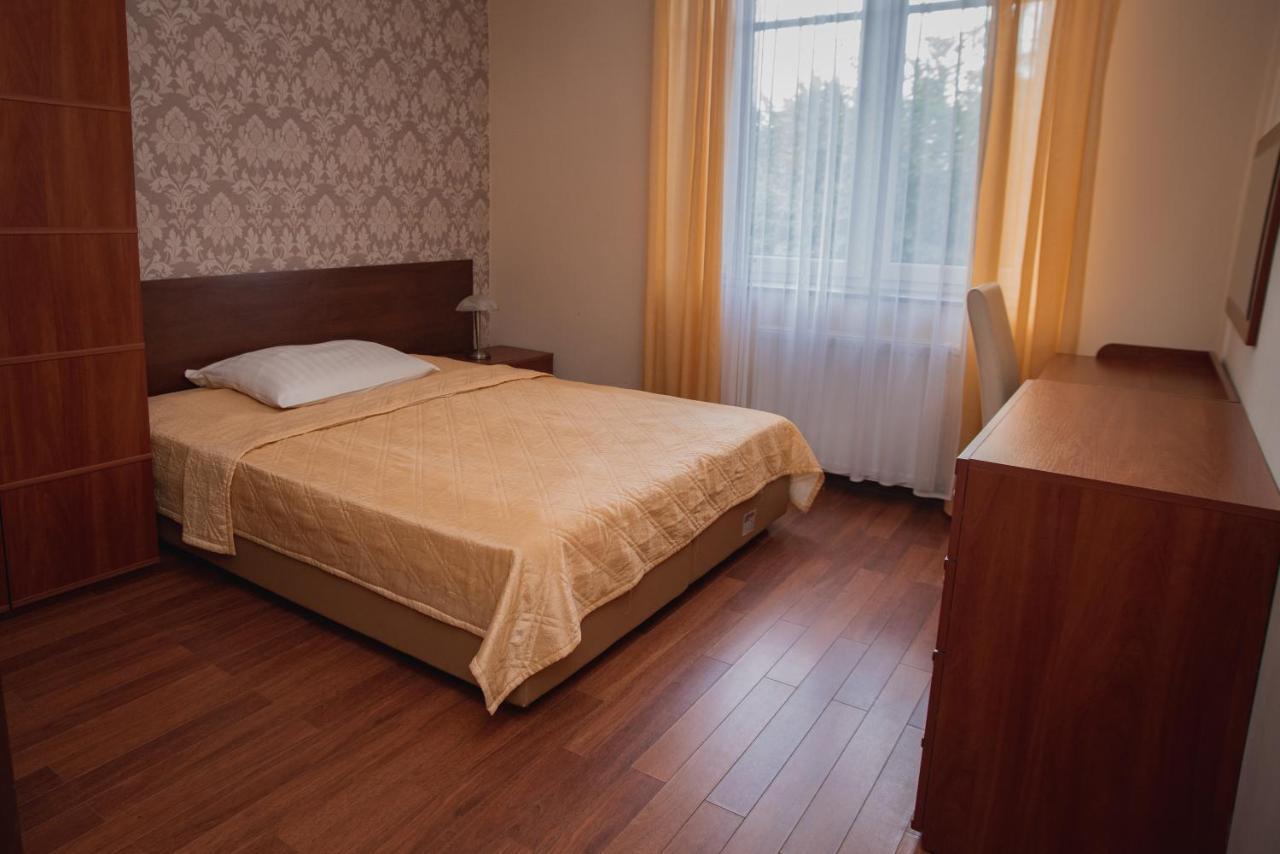 Dworek Debina - Idealny Dla Rodzin I Przyjaciol - Wspolna Sala Do Biesiadowania , Plaza Przyjazna Psom Buitenkant foto