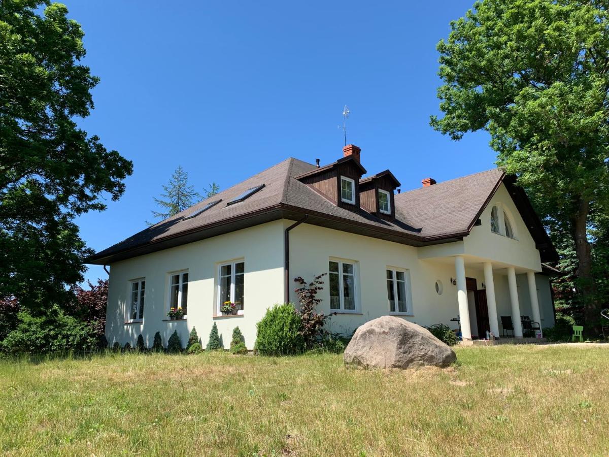 Dworek Debina - Idealny Dla Rodzin I Przyjaciol - Wspolna Sala Do Biesiadowania , Plaza Przyjazna Psom Buitenkant foto